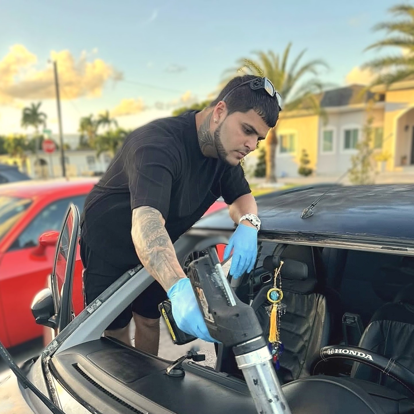 Deleon Autoglass humble beginnings in 2013 - Starting with quality windshield repairs